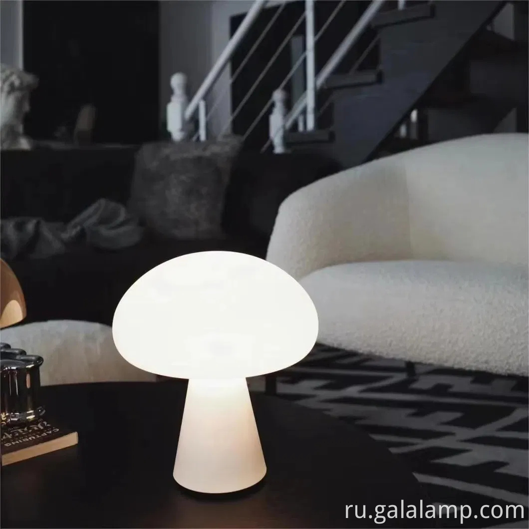 Светящаяся грибная лампа RGBW для кемпинга и вечеринок ночной свет